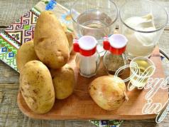 Bulvės grietinėje keptuvėje: kepimo ypatybės Kaip virti skanias bulves su grietine